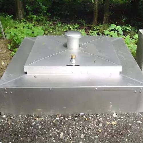 Нержавеющий люк